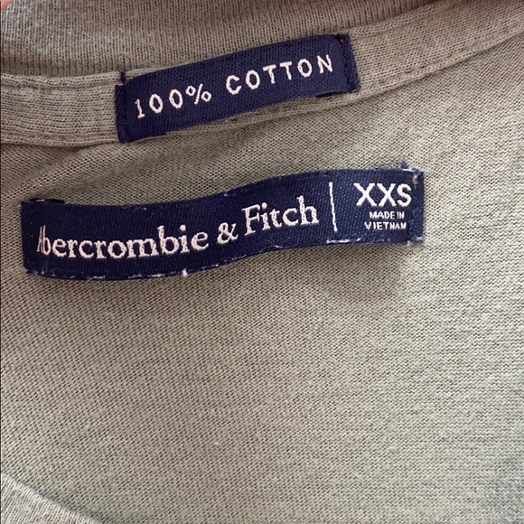 Crop T-shirt - Picture 3 of 3